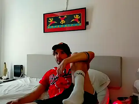 Snapshot of SAENNZ_01 chatting on 18, 10, 2025 SAENNZ 01 online show from 18, 10, 2025