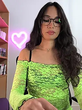 Naughty-Jessie online show from 5, 12, 2025