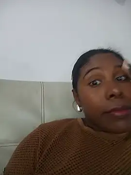 Snapshot of interracia1xx chatting on 13, 5, 2026 interracia1xx online show from 13, 5, 2026