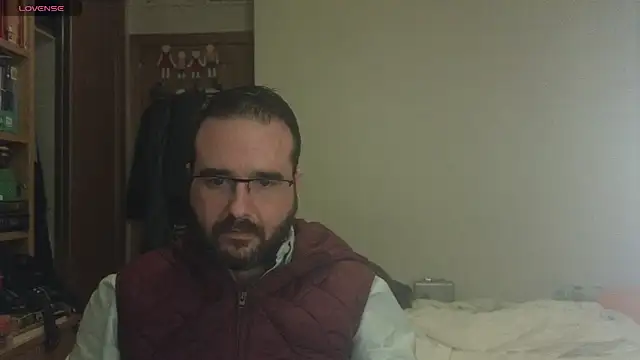 curiosillo83 online show from 5, 3, 2025