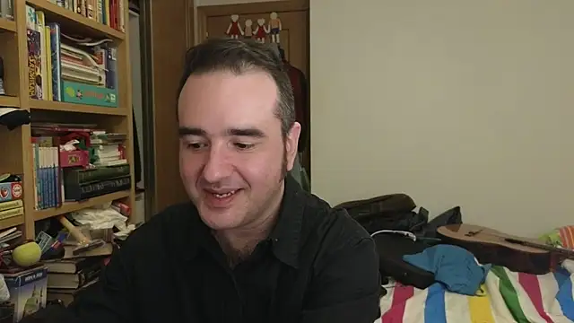 curiosillo83 online show from 9, 4, 2026