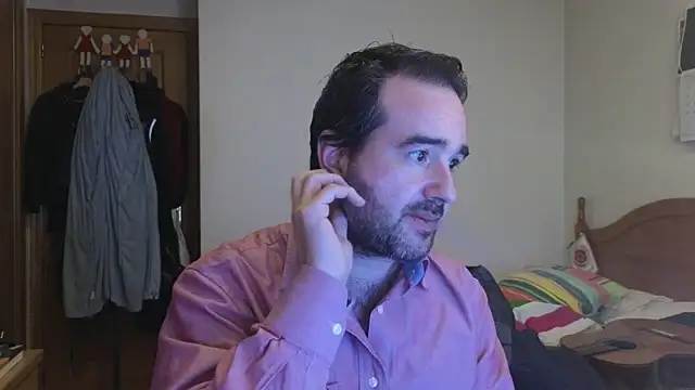 curiosillo83 online show from 25, 3, 2026