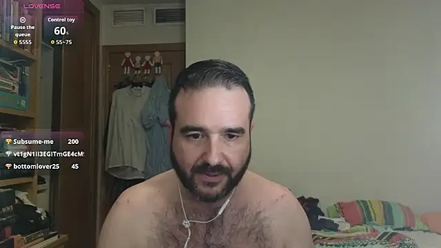 curiosillo83 online show from 15, 10, 2025