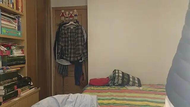 curiosillo83 online show from 6, 11, 2025