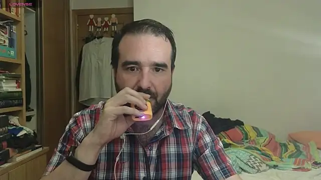 curiosillo83 online show from 2, 10, 2025
