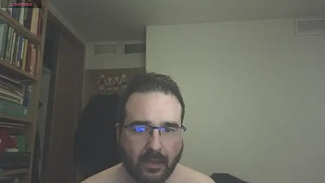 curiosillo83 online show from 21, 3, 2025