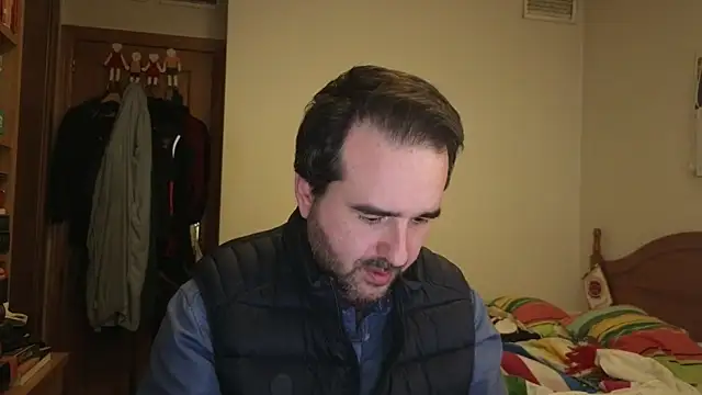 curiosillo83 online show from 23, 3, 2026