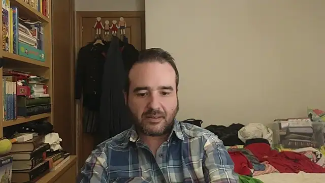 curiosillo83 online show from 23, 5, 2026