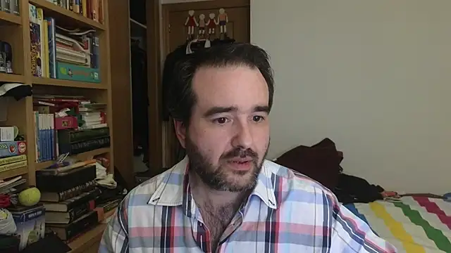 curiosillo83 online show from 31, 3, 2026