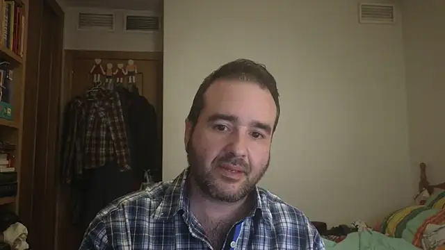 curiosillo83 online show from 11, 5, 2026