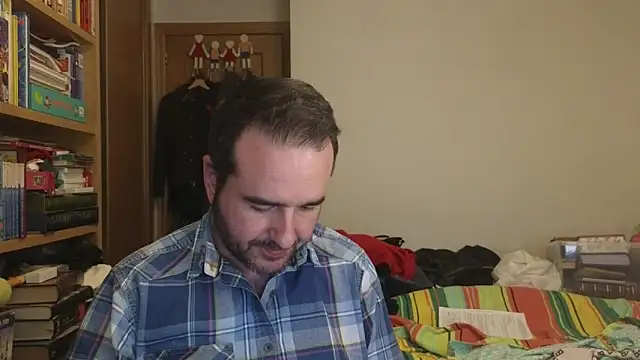 curiosillo83 online show from 22, 5, 2026