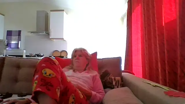 TrustfulVampire1 online show from 15, 11, 2025