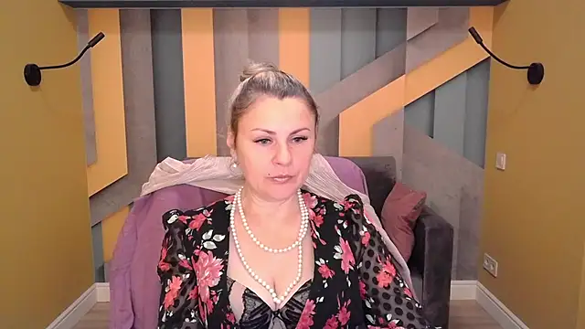 Snapshot of Candy_Long chatting on 15, 11, 2025 Candy Long online show from 15, 11, 2025