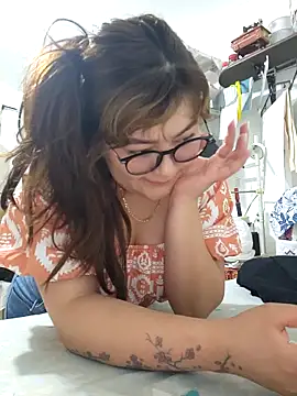 Sakura 0505 online show from 2, 11, 2025