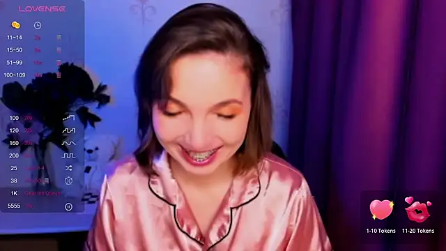 KindHazelHere  online show from 6, 1, 2026