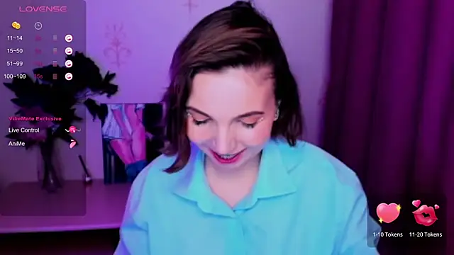 KindHazelHere  online show from 16, 10, 2025