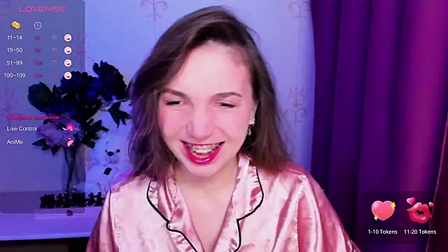 KindHazelHere  online show from 8, 2, 2026