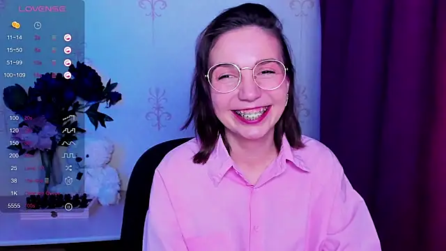 KindHazelHere  online show from 8, 3, 2026