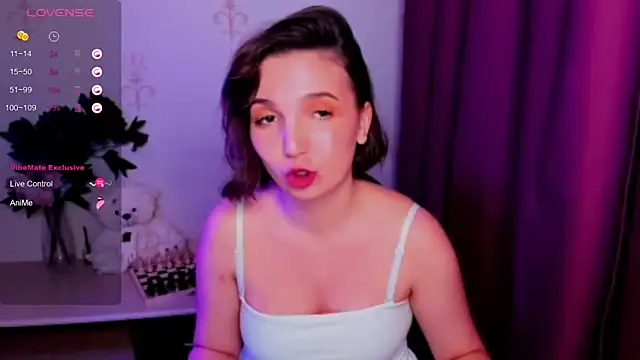 KindHazelHere  online show from 23, 11, 2025