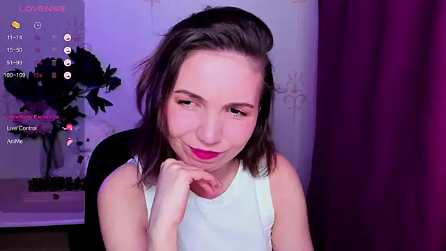 KindHazelHere  online show from 6, 3, 2026