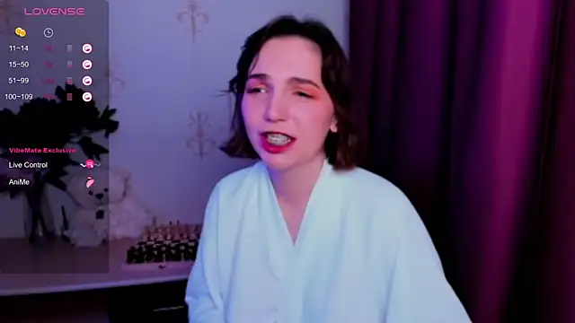 KindHazelHere  online show from 29, 11, 2025