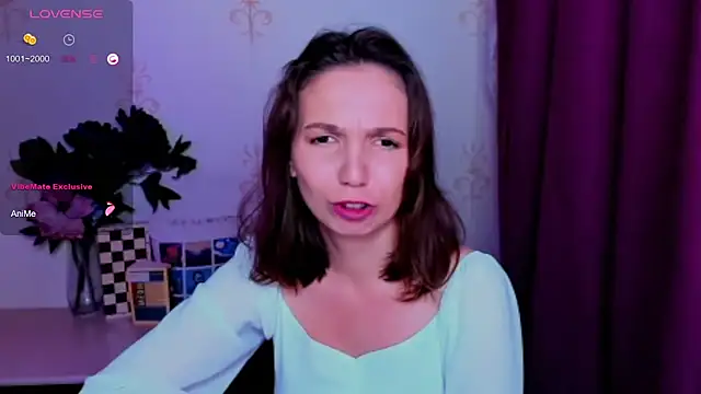 KindHazelHere  online show from 15, 7, 2026