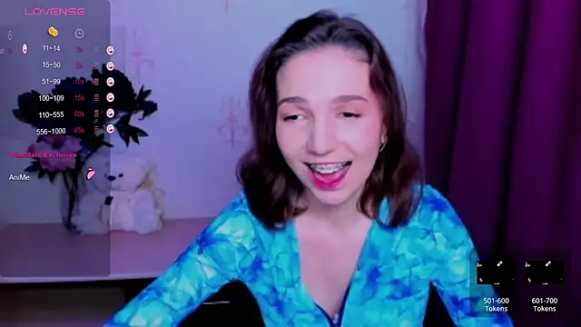 KindHazelHere  online show from 20, 6, 2026