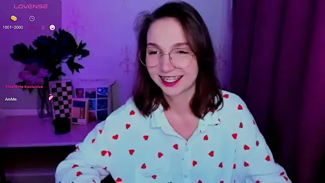 KindHazelHere  online show from 30, 6, 2026