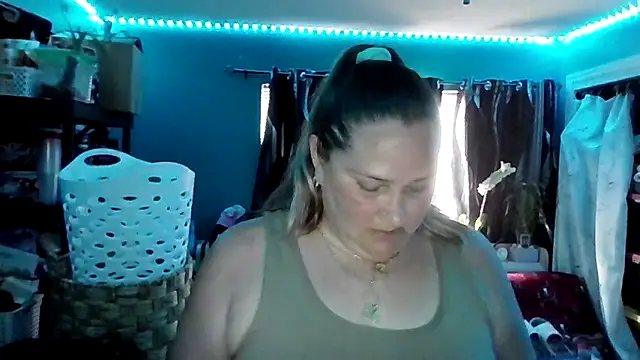 Snapshot of Sexynikki6969@xh chatting on 24, 5, 2026 Sexynikki6969xh online show from 24, 5, 2026