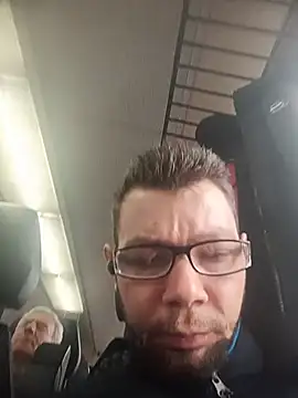 Medelin92 online show from 9, 2, 2026