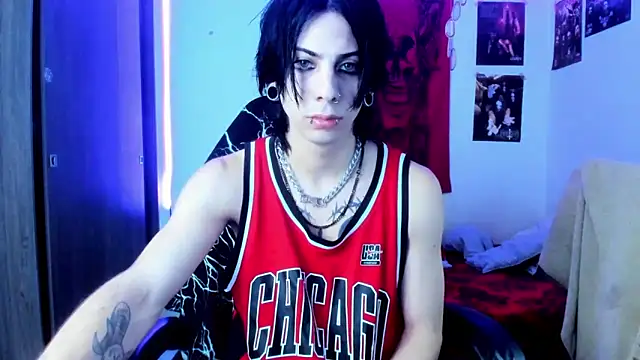 Snapshot of dussk_ chatting on 19, 2, 2025 dussk online show from 19, 2, 2025