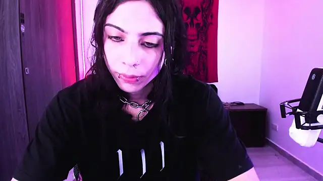 Snapshot of dussk_ chatting on 22, 5, 2026 dussk online show from 22, 5, 2026