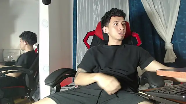 stevenSEX123 online show from 11, 11, 2025