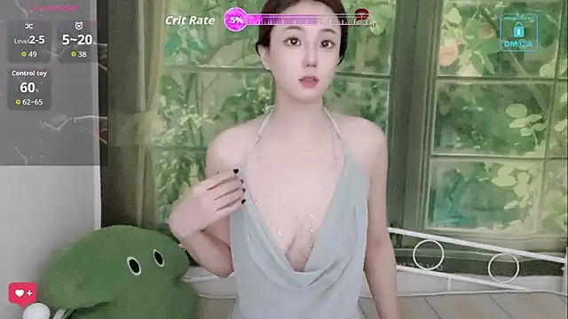 Snapshot of Eden-top chatting on 11, 9, 2025 Eden-top online show from 11, 9, 2025