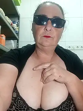 eroticjessitop online show from 4, 3, 2026