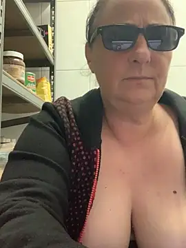 Snapshot of eroticjessitop chatting on 18, 3, 2025 eroticjessitop online show from 18, 3, 2025