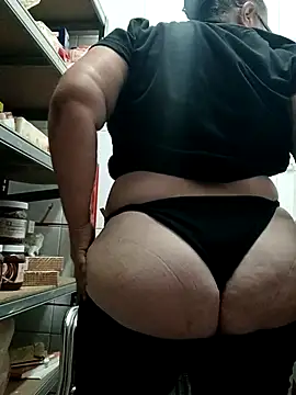 eroticjessitop online show from 5, 11, 2025