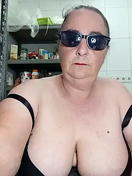 eroticjessitop online show from 25, 6, 2026