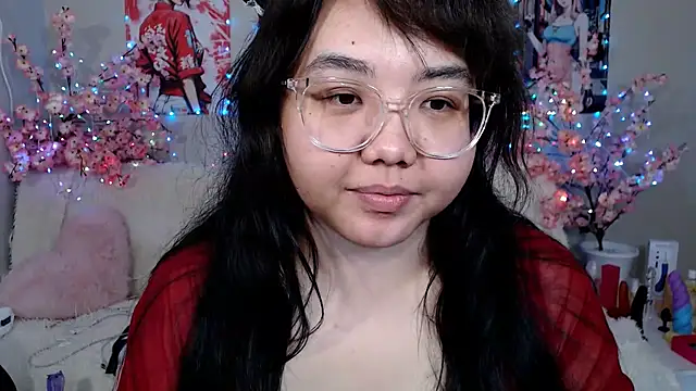 Snapshot of Moertomlly chatting on 20, 7, 2026 Moertomlly online show from 20, 7, 2026