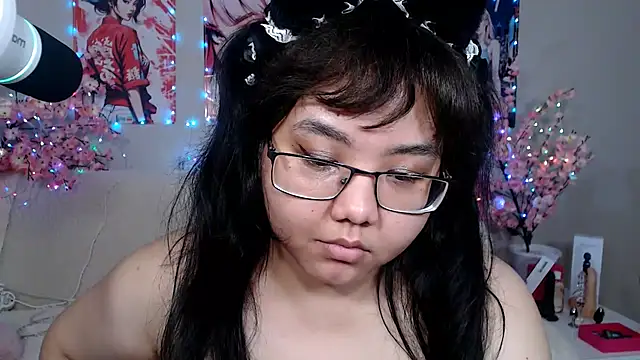 Snapshot of Moertomlly chatting on 14, 7, 2026 Moertomlly online show from 14, 7, 2026