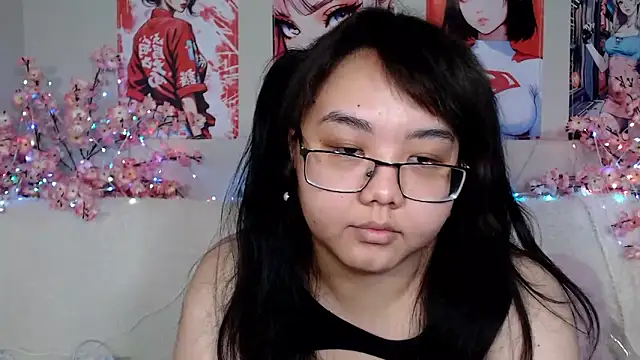 Snapshot of Moertomlly chatting on 21, 6, 2026 Moertomlly online show from 21, 6, 2026