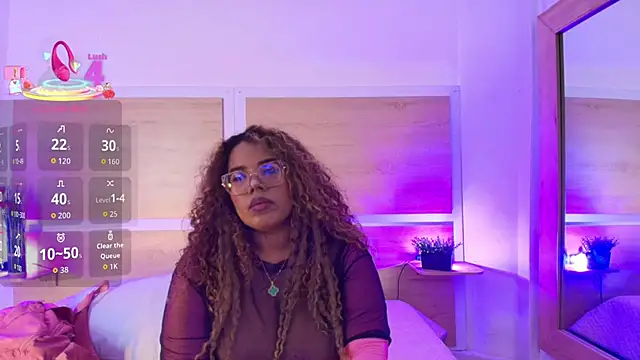  nickypurple  online show from 4, 10, 2025