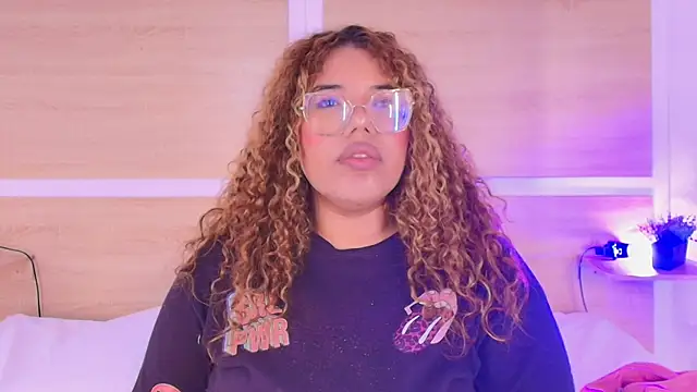  nickypurple  online show from 26, 2, 2026