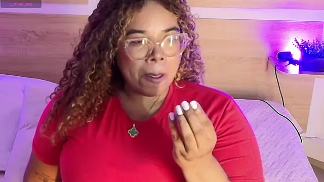  nickypurple  online show from 17, 10, 2025