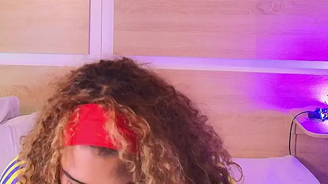  nickypurple  online show from 18, 3, 2026