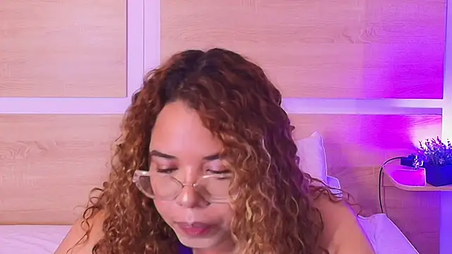  nickypurple  online show from 24, 3, 2026