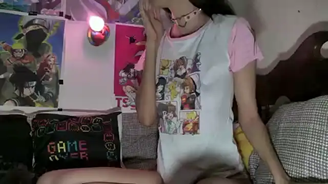 ArtemisChan online show from 11, 7, 2026