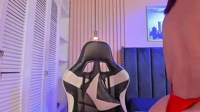 ashlye miller  online show from 26, 3, 2026