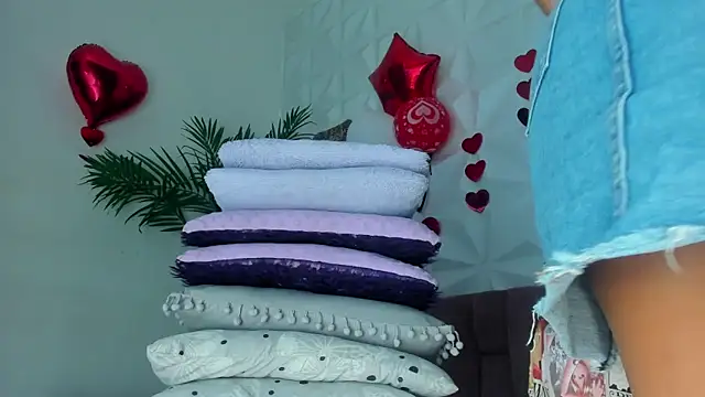 Hellen Sky online show from 19, 2, 2026