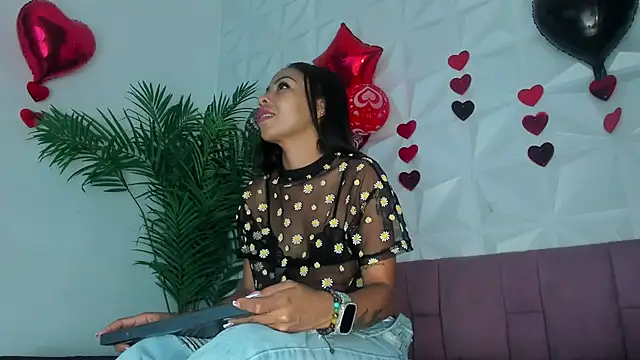 Hellen Sky online show from 18, 2, 2026